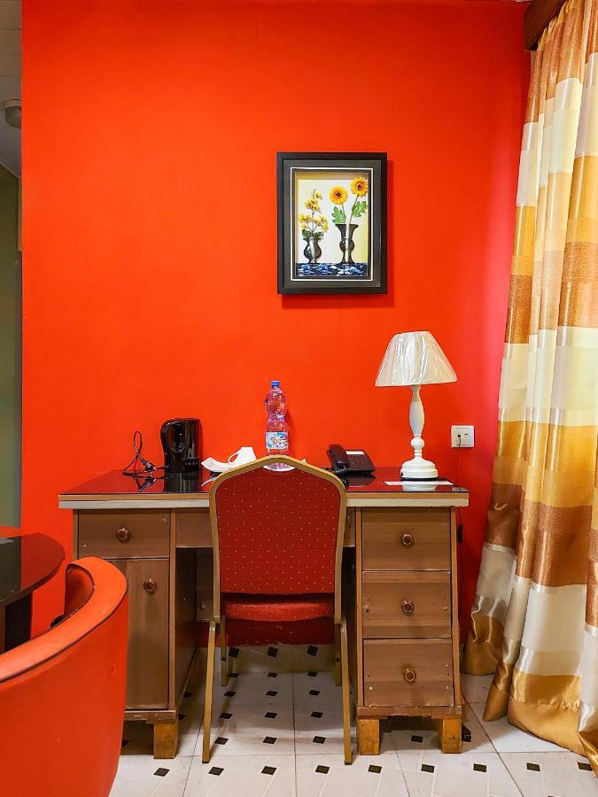 Hotel Relax Kinshasa Exteriér fotografie