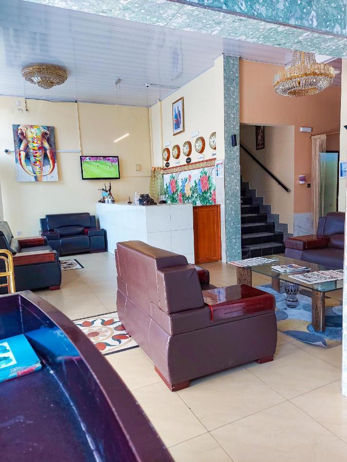 Hotel Relax Kinshasa Exteriér fotografie